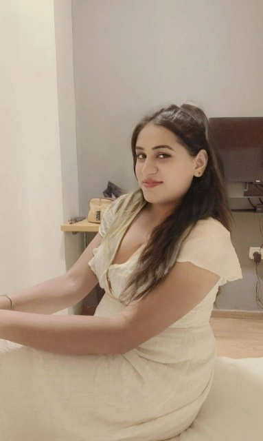 Housewife-type women - Pune Escorts